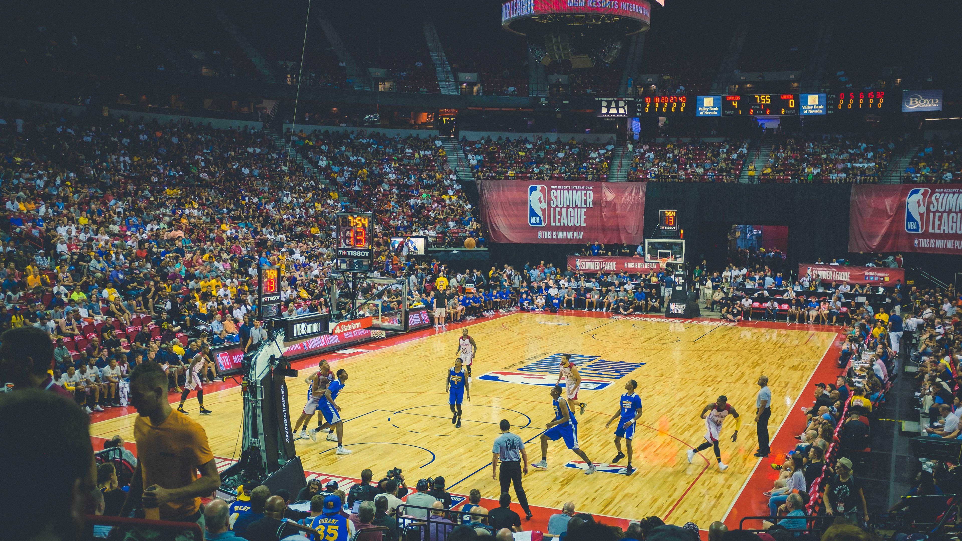 _国际冠军御用:场外花絮曝光运动员日常_,运动员冠军名单